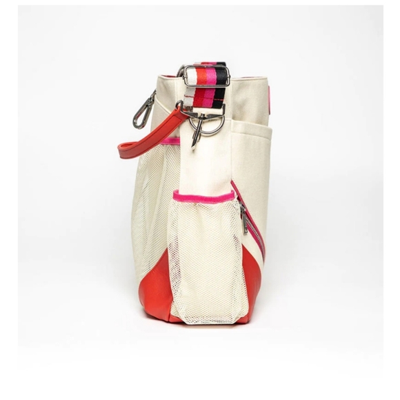 Georgie and Lou, the Parker Pickleball Bag Durable yet Lightweight - Picture 5 of 6